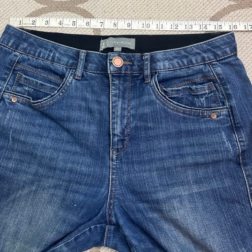 Wit & Wisdom Ab-Solution Crop Slim Straight Leg Jeans (Style L20858PFQ), size 10 - Picture 5 of 11